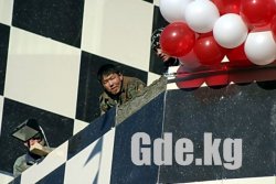 На один супермаркет больше