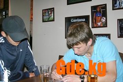 Встречаем звезду футбола.