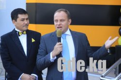 Награждение миллионера от Beeline